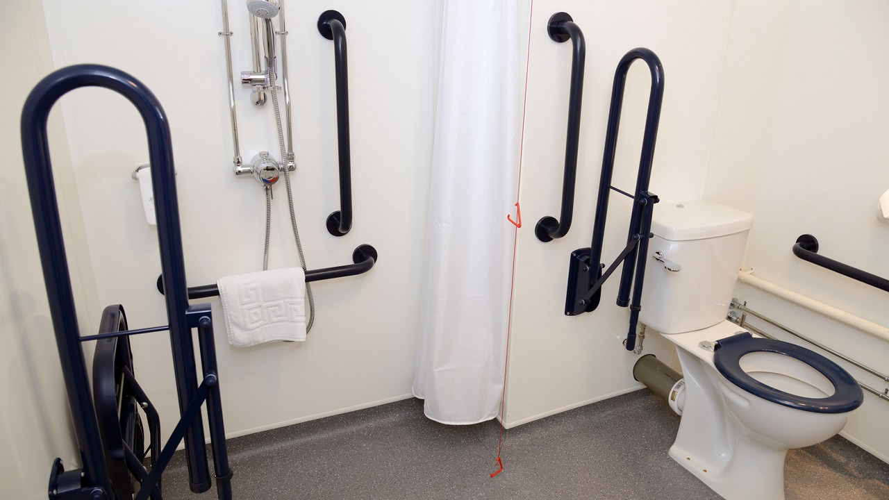 Photo of Bathroom in Langold