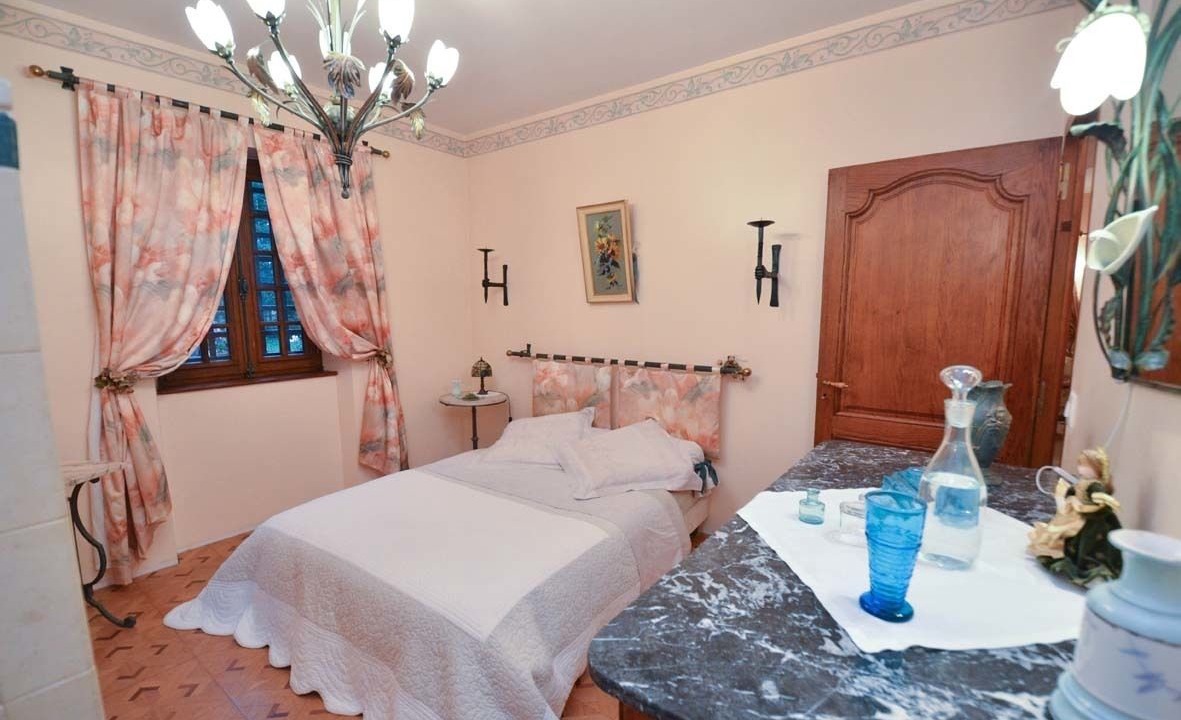 Photo of Bedroom in Pleugueneuc