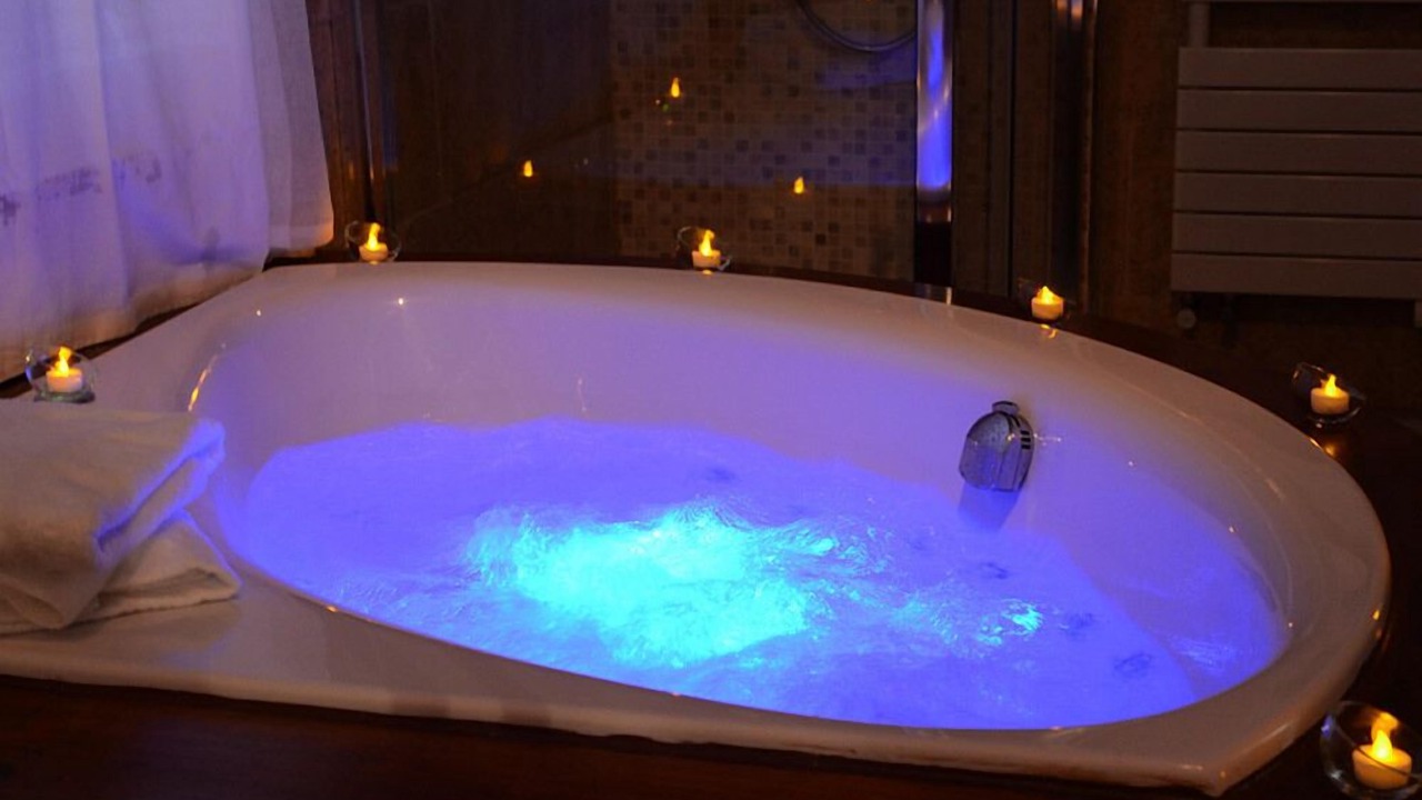 Photo of Others in Old Lyon