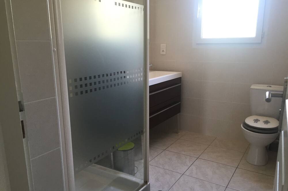 Photo of Bathroom in Neffies