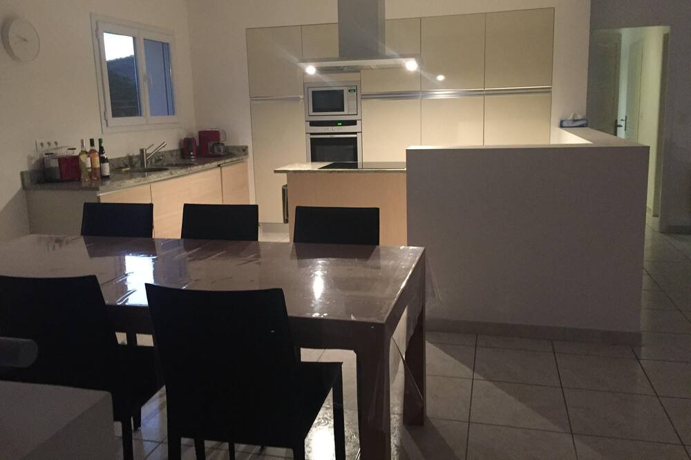 Photo of Kitchen in Neffies