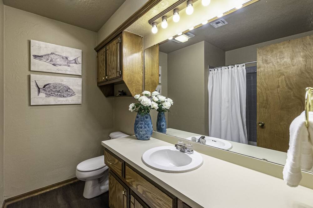 Photo of Bathroom in South Oklahoma City