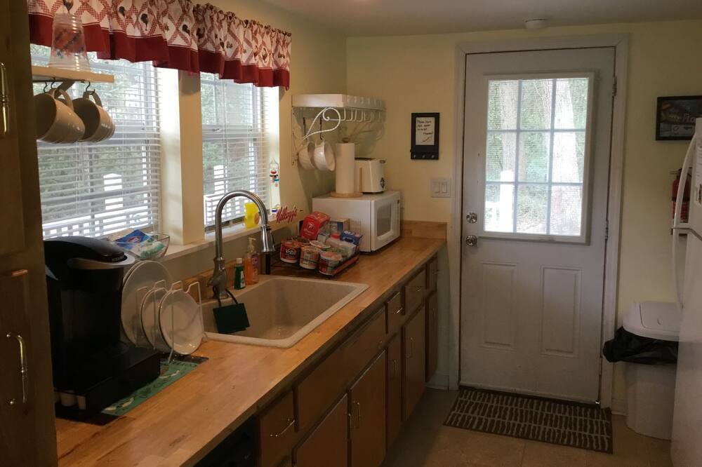 Photo of Kitchen in White Springs