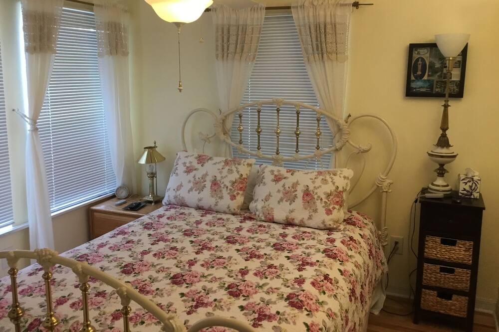 Photo of Bedroom in White Springs