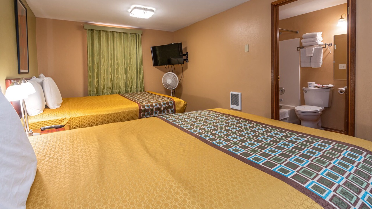 Photo of Bedroom in Forks