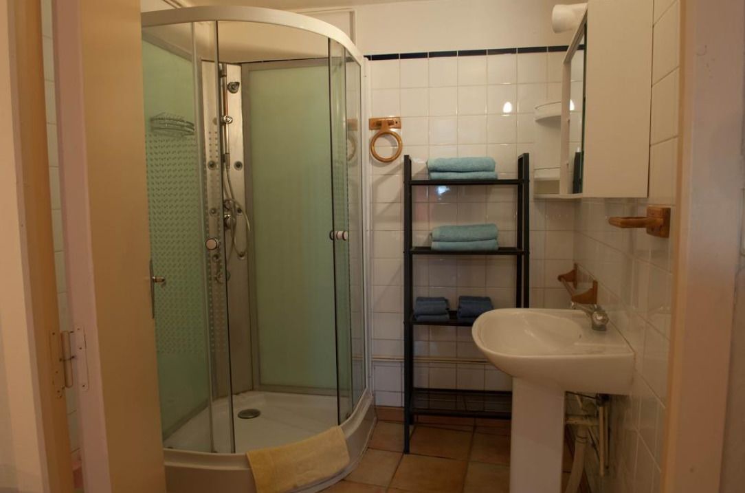 Photo of Bathroom in Bouriege