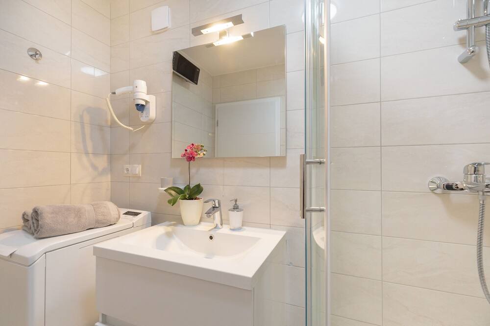 Photo of Bathroom in Mokosica