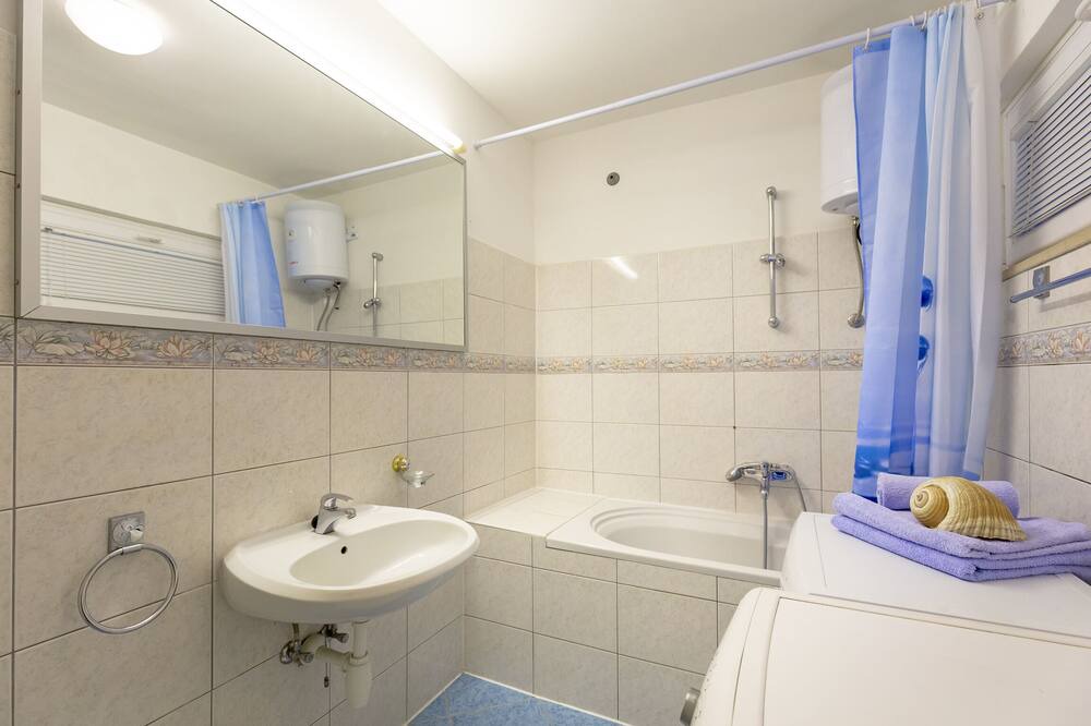 Photo of Bathroom in Lapad