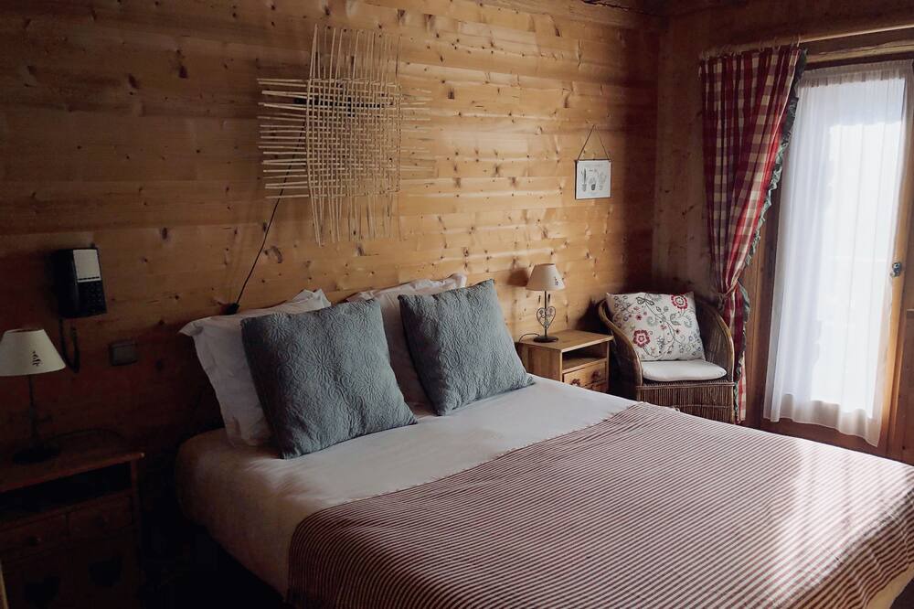 Photo of Bedroom in Combloux