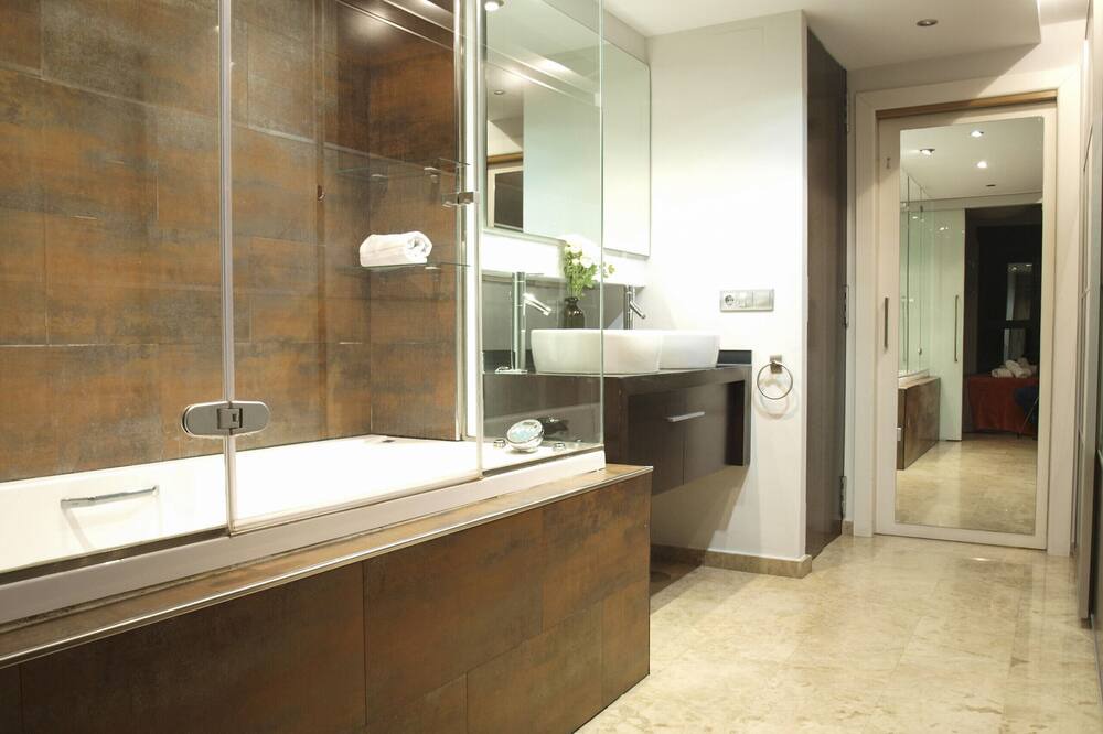 Photo of Bathroom in Penya-roja