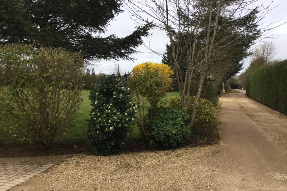 Photo of Others in Bloxham