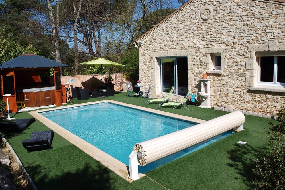 Photo of Outdoor in Saint-Andre-d'Olerargues