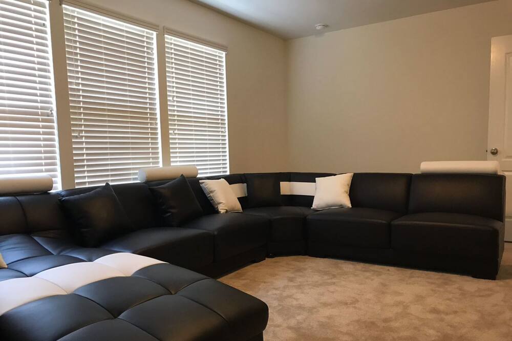 Photo of Livingroom in Richmond