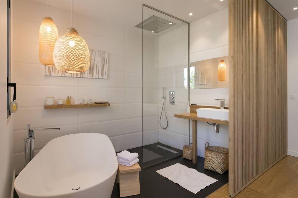 Photo of Bathroom in Cul de Sac