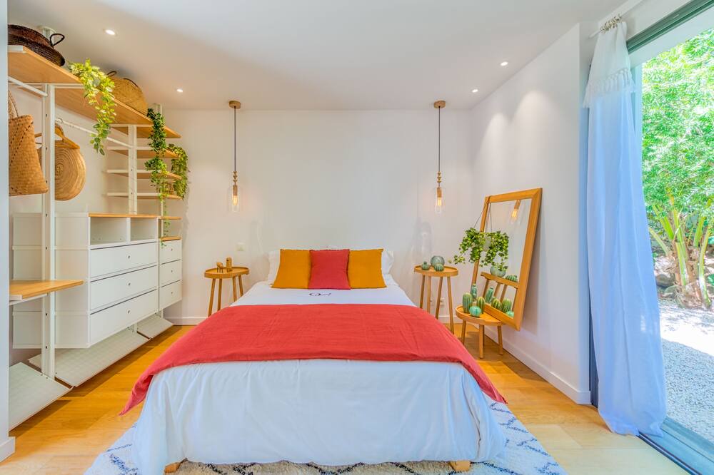 Photo of Bedroom in Cul de Sac