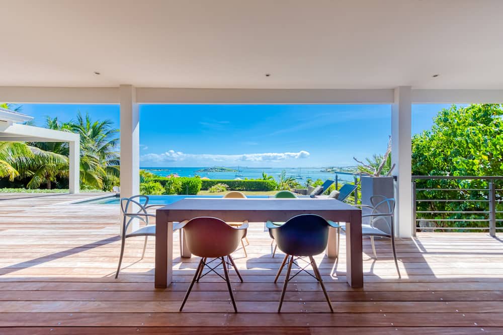 Photo of Patio Balcony in Cul de Sac