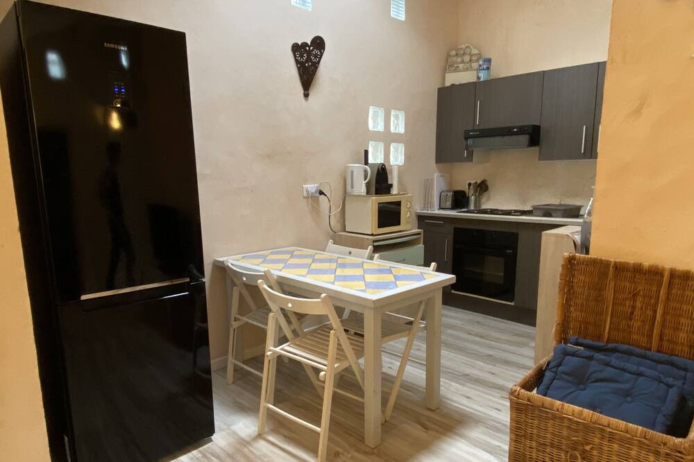 Photo of Kitchen in Chateau Gombert