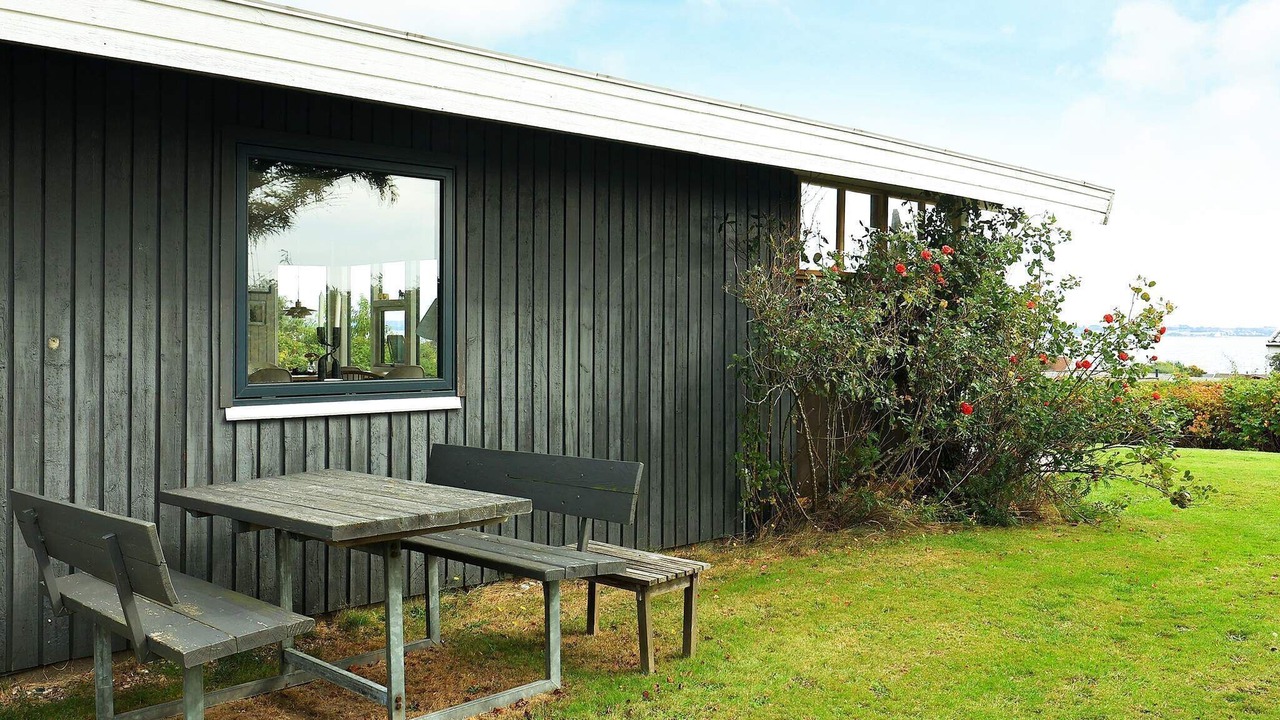 Photo of Outdoor in Helnæs By