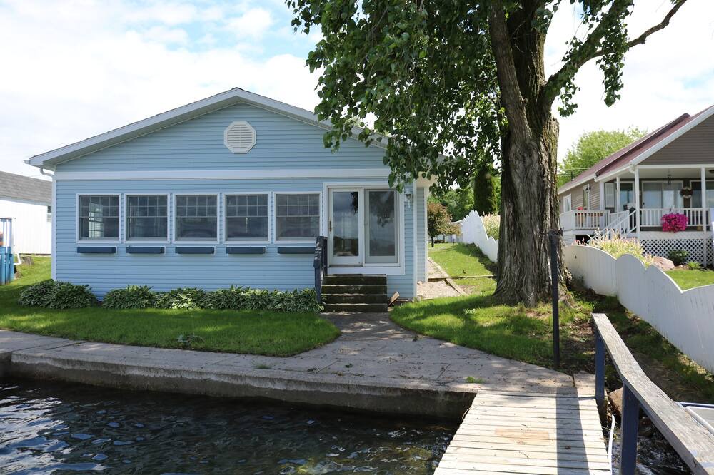 Photo of Outdoor in Fishers Landing