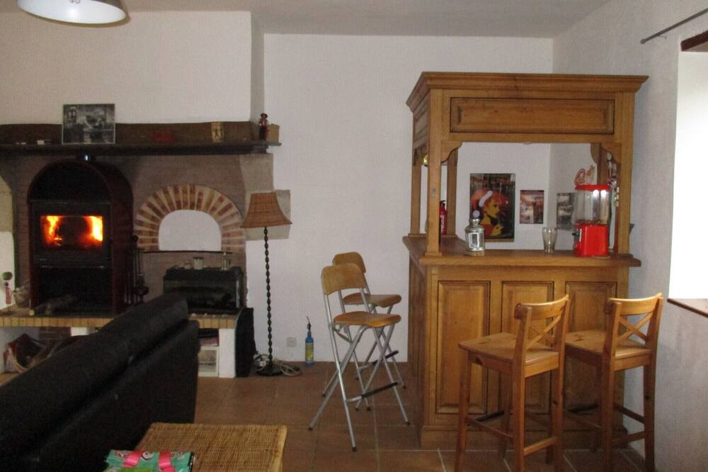 Photo of Livingroom in Lurcy-le-Bourg
