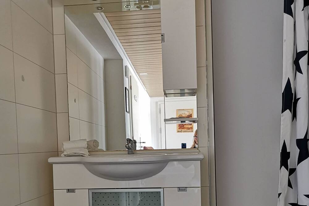Photo of Bathroom in Central Interlaken
