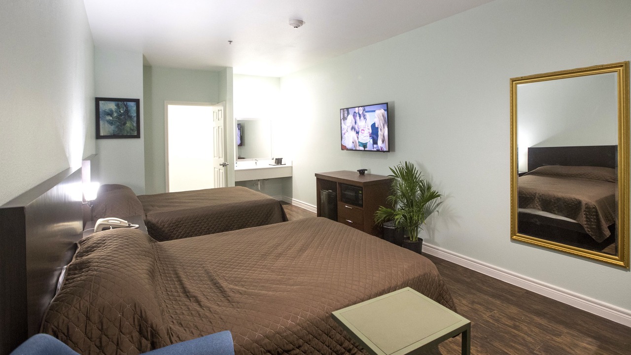 Photo of Bedroom in Clodine