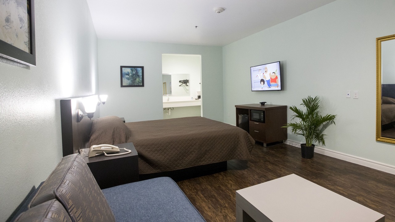 Photo of Bedroom in Clodine