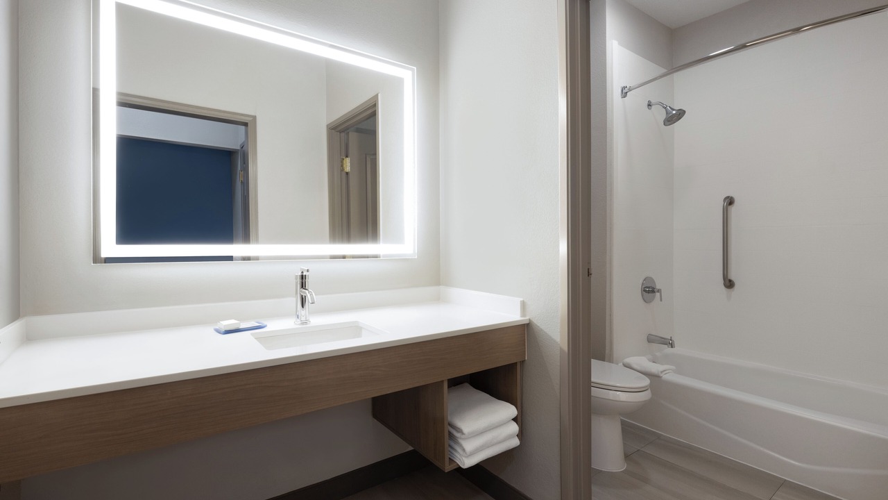 Photo of Bathroom in Acworth