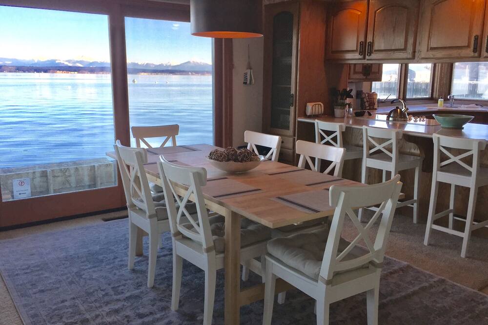 Photo of Kitchen in Langley