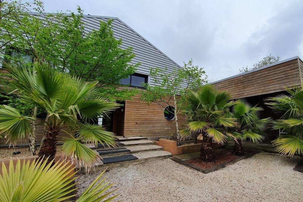 Photo of Outdoor in Saint-Meen-le-Grand