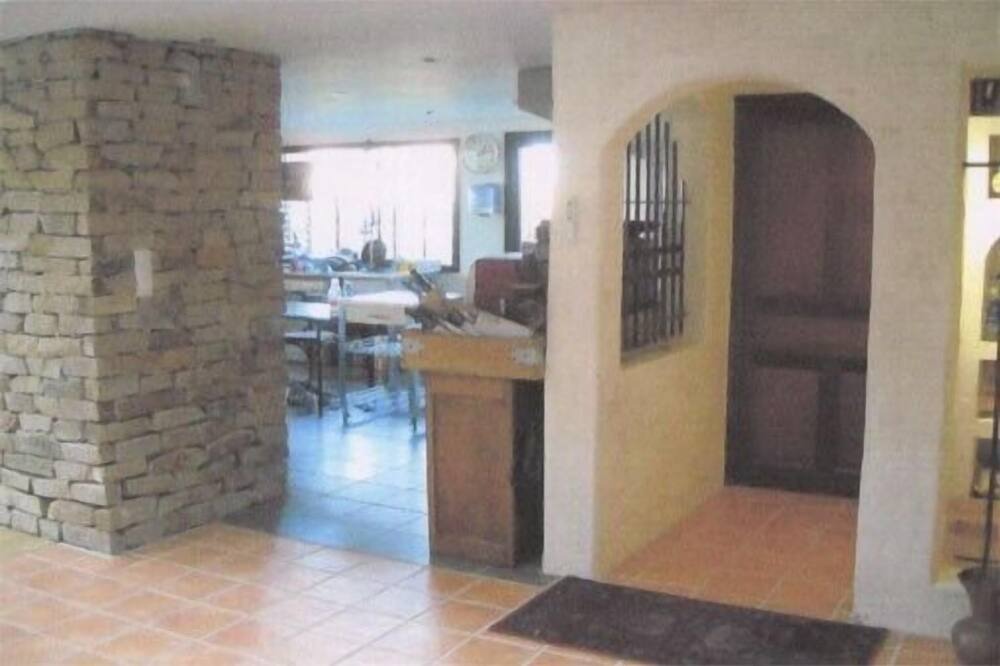 Photo of Livingroom in Saint-Meen-le-Grand