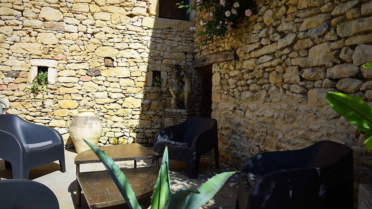 Photo of Patio Balcony in Le Buisson-de-Cadouin