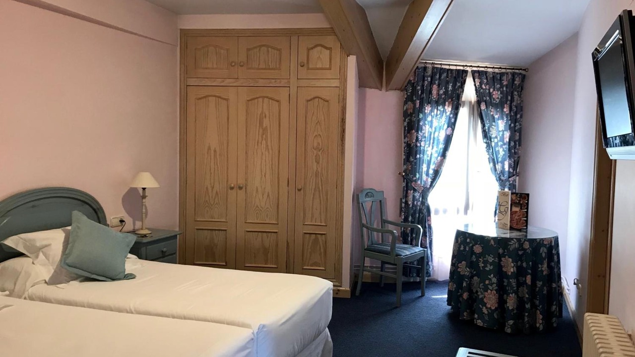 Photo of Bedroom in Alp