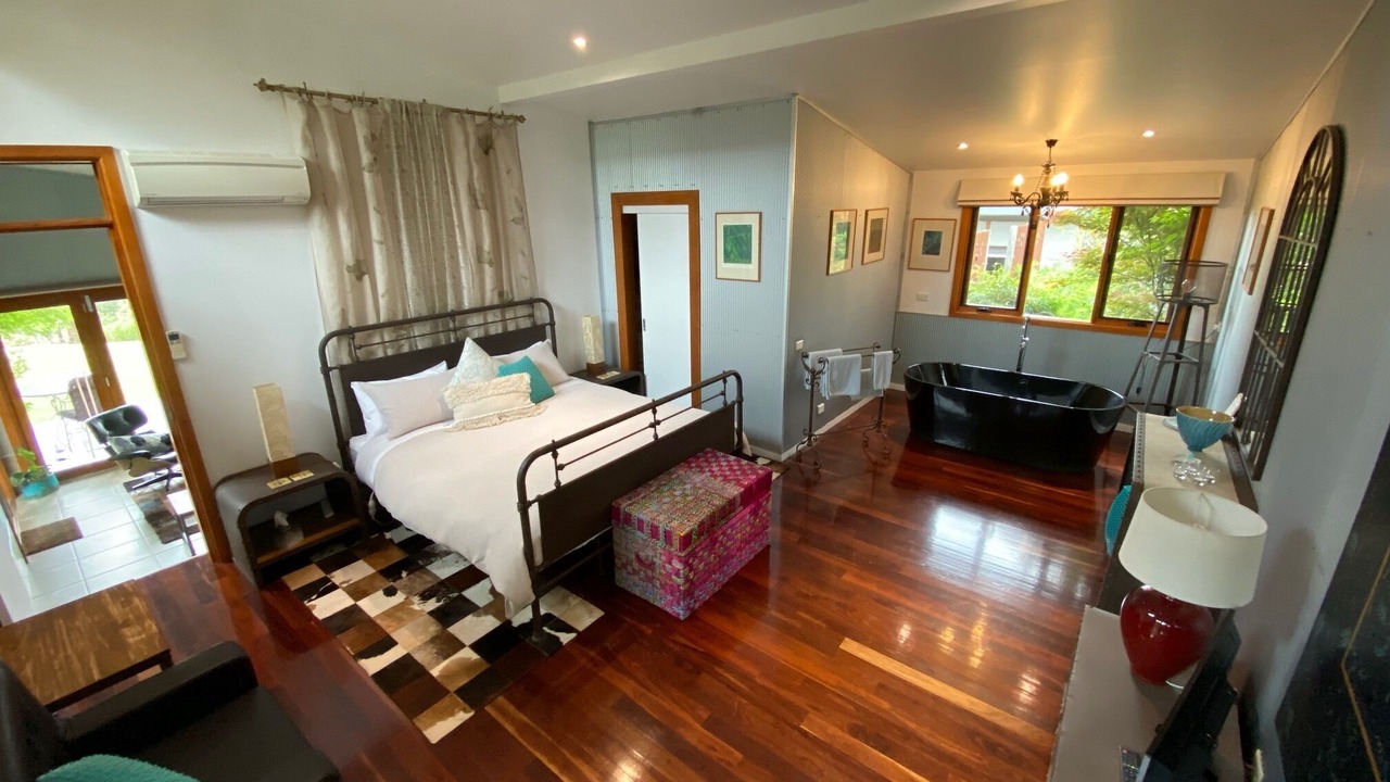 Photo of Others in Dixons Creek