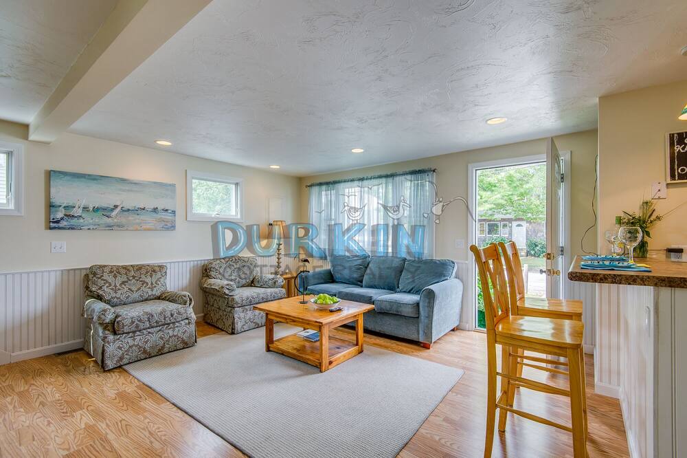 Photo of Others in Narragansett