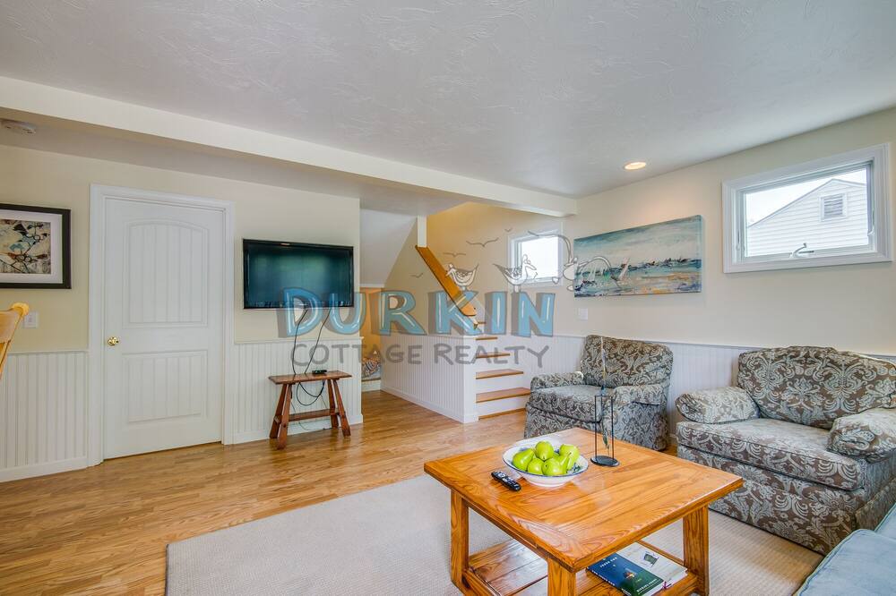 Photo of Others in Narragansett