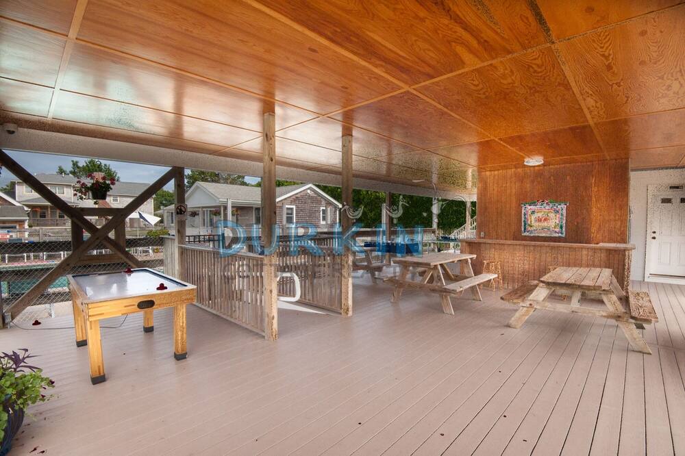 Photo of Others in Narragansett