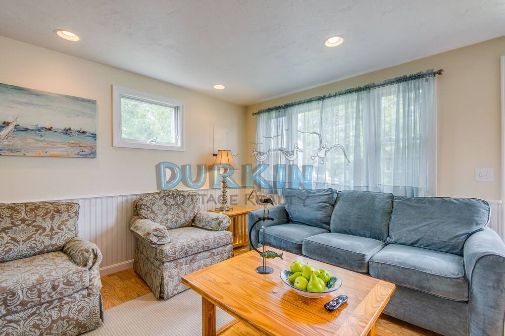 Photo of Others in Narragansett