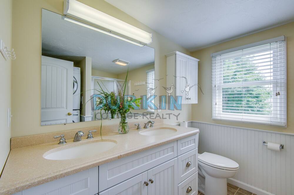 Photo of Bathroom in Narragansett