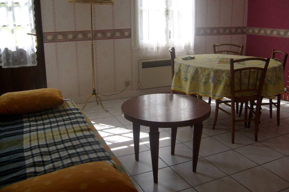 Photo of Bedroom in Matignon