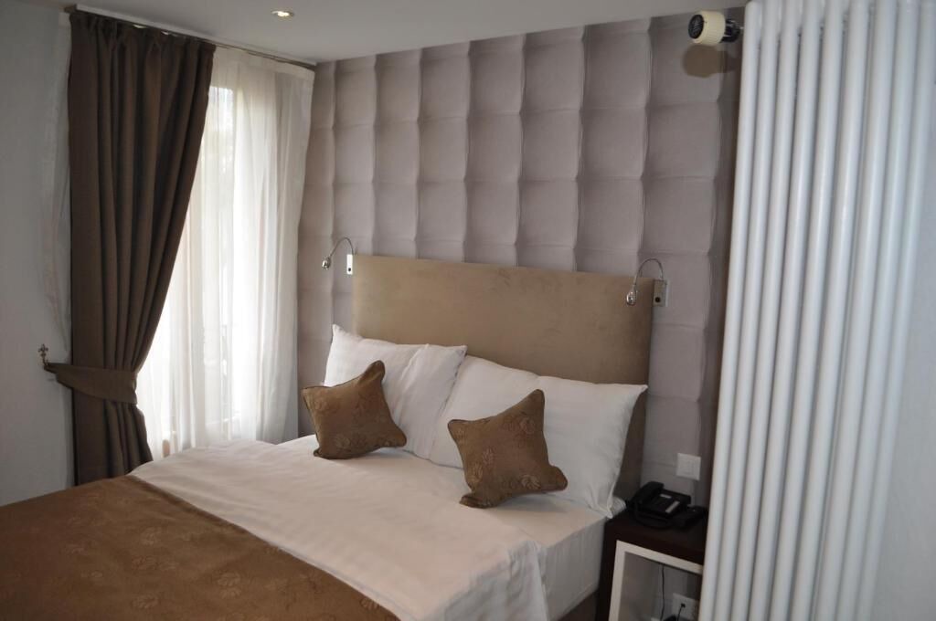Photo of Bedroom in Morges