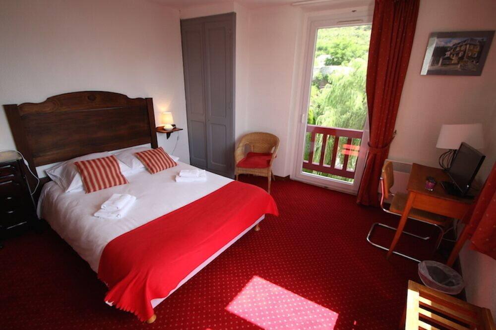 Photo of Bedroom in Latour-de-Carol