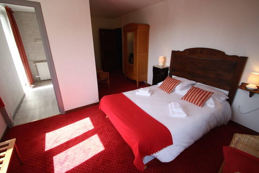 Photo of Bedroom in Latour-de-Carol