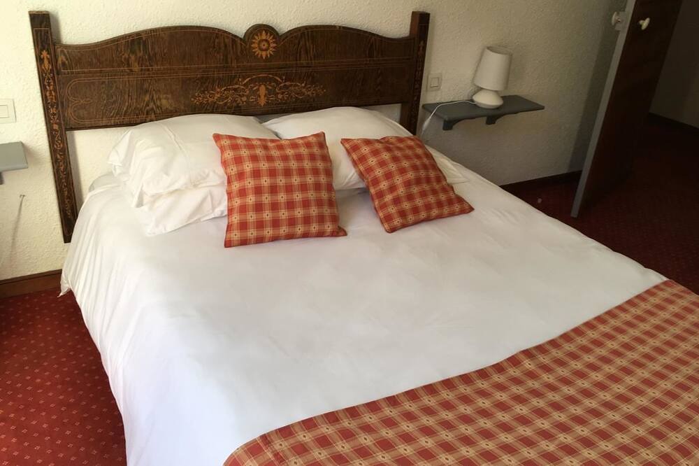 Photo of Bedroom in Latour-de-Carol