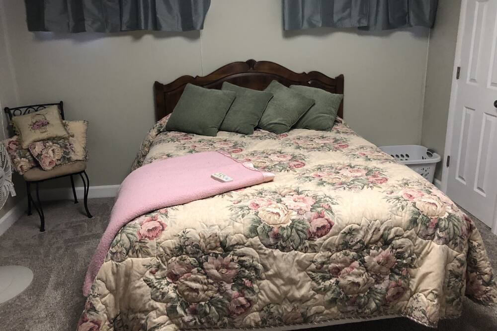 Photo of Bedroom in Terre Haute