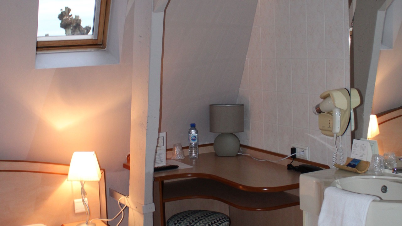 Photo of Others in Bethune