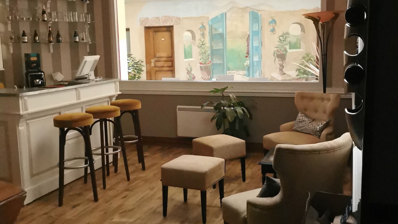 Photo of Others in Bethune