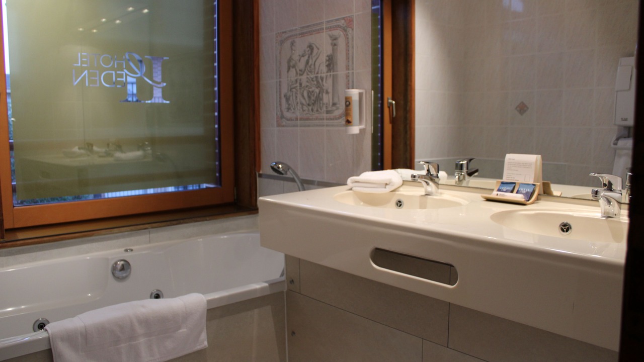 Photo of Bathroom in Bethune