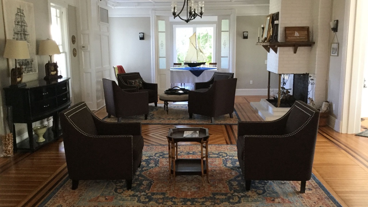 Photo of Others in Bay Shore