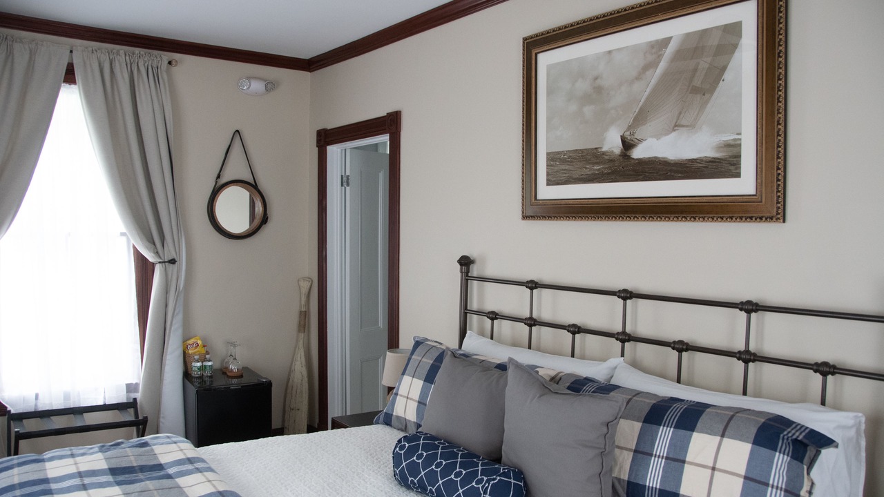 Photo of Bedroom in Bay Shore